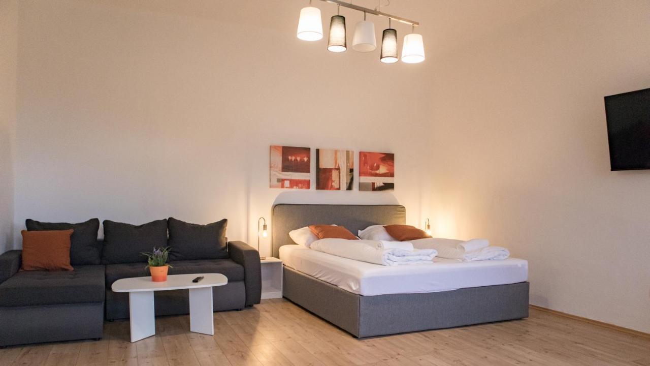 Roomy 2Br Apt. Near Akh -Perfect For Longstays Vídeň Exteriér fotografie