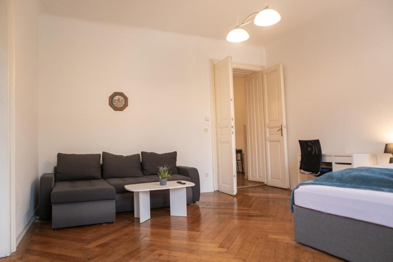Roomy 2Br Apt. Near Akh -Perfect For Longstays Vídeň Exteriér fotografie