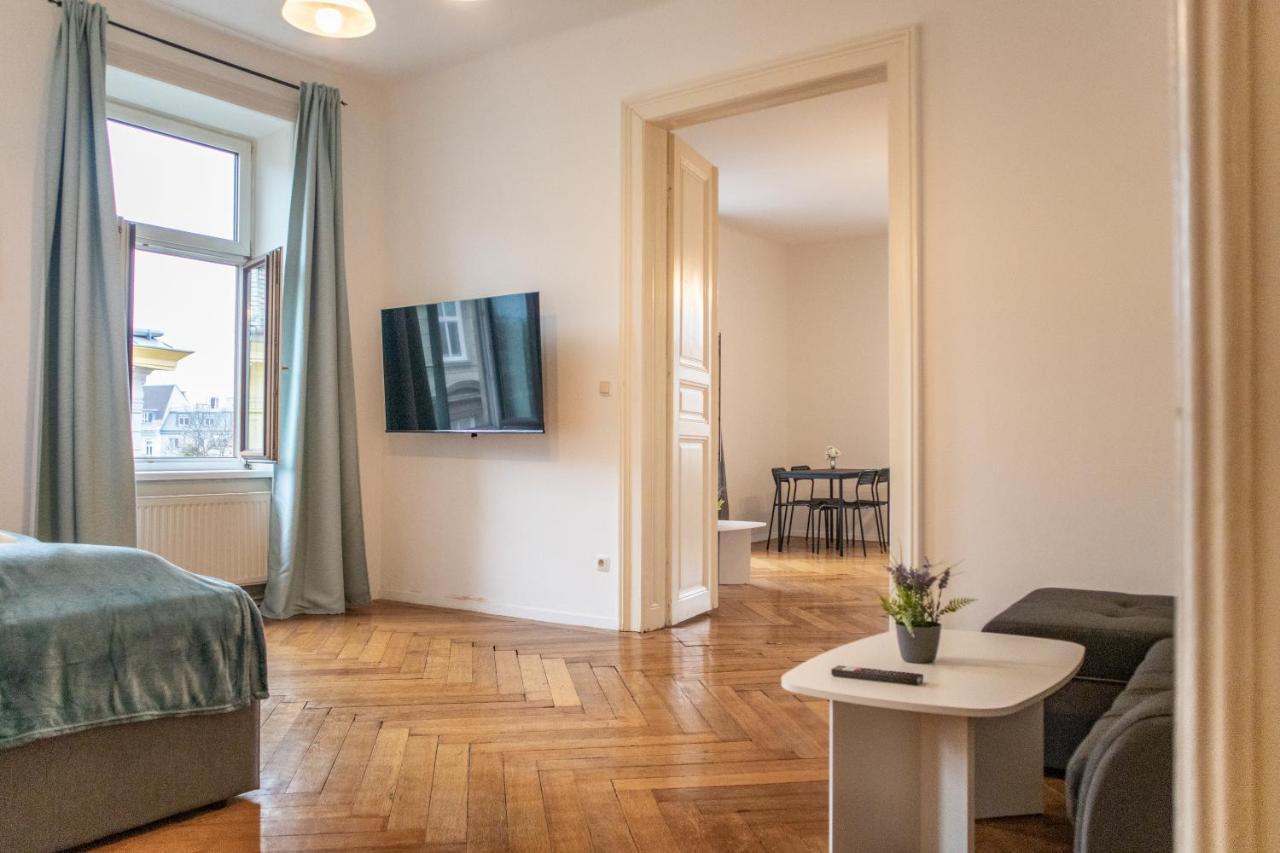 Roomy 2Br Apt. Near Akh -Perfect For Longstays Vídeň Exteriér fotografie